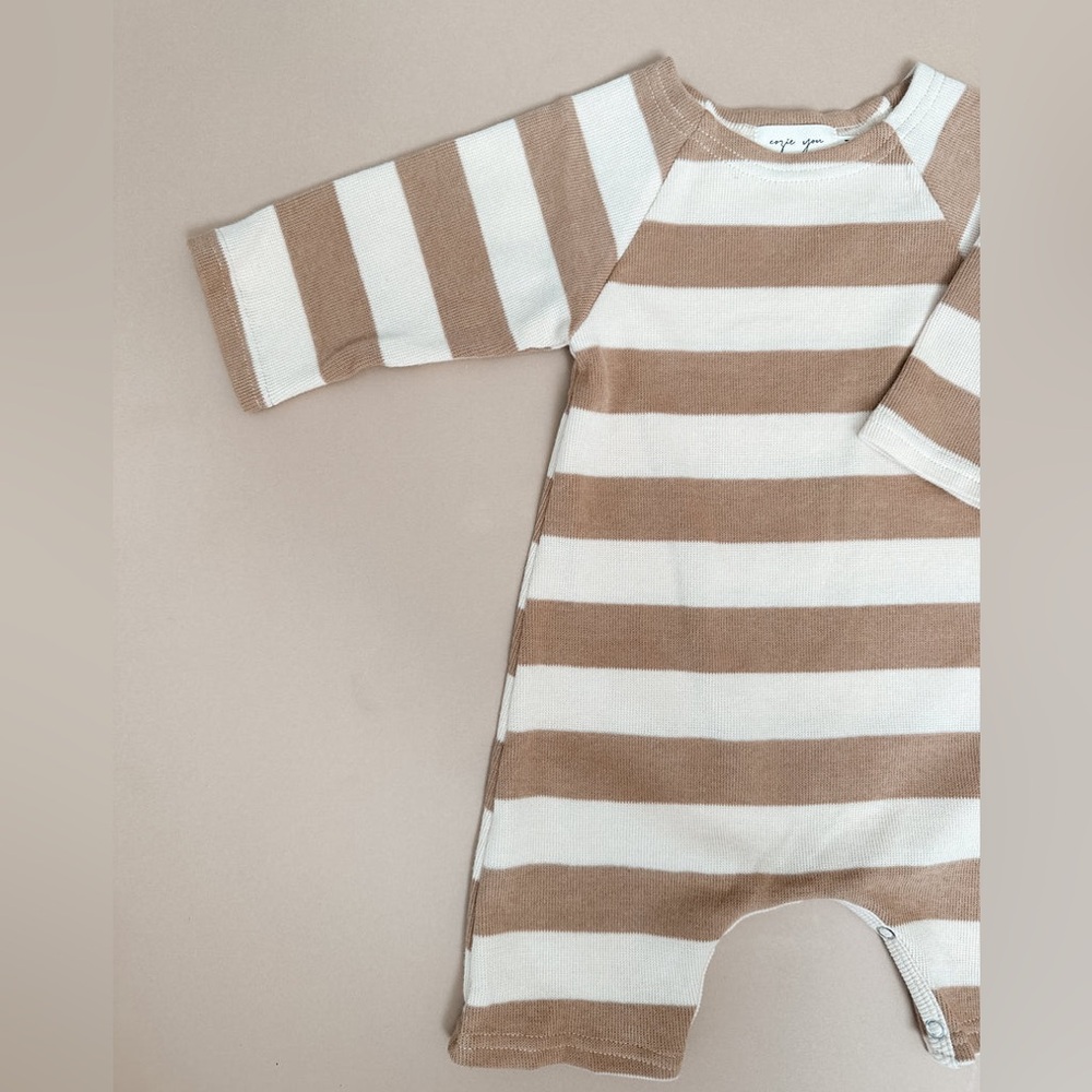 NWT knit romper 🌰🤎
